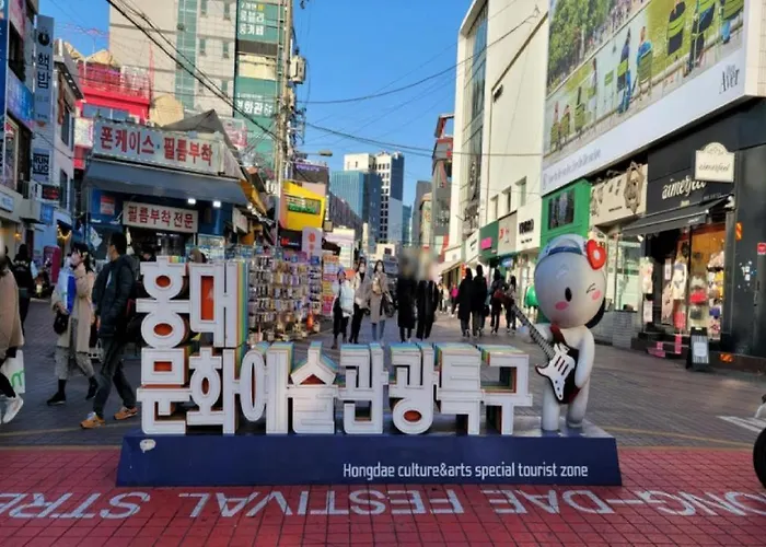 홍대의 빌라#홍대의 아파트먼트#방3개#침대4개#홍대입구숙소#망원시장#합정#짐보관#쇼핑거리#관광명소#단독사용#홍대디자인숙소 Séoul