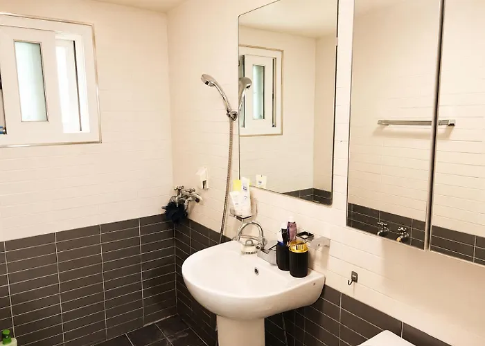 Appartement 홍대의 빌라#홍대의 아파트먼트#방3개#침대4개#홍대입구숙소#망원시장#합정#짐보관#쇼핑거리#관광명소#단독사용#홍대디자인숙소